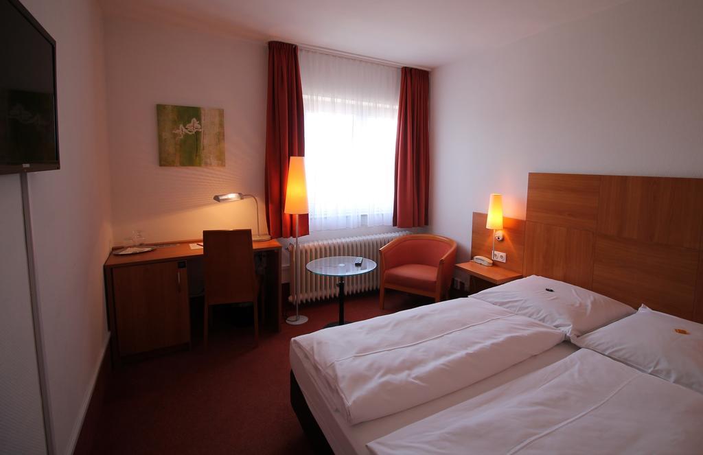 Hotel Westerfeld Hemmingen  Extérieur photo